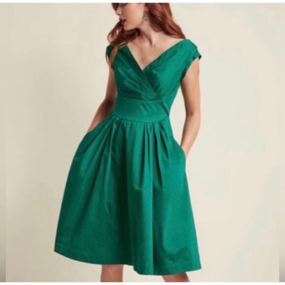 Emily and Fin Green Cotton A-Line Fit & Flare Dress V-Neck with Pockets XL